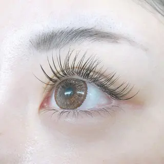 マツエク・マツパ マキア新宿店所属・MAQUIA ♥ JUNAのマツエク・マツパデザイン