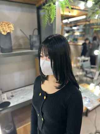 セミロング カラー 溜 一太のヘアスタイル