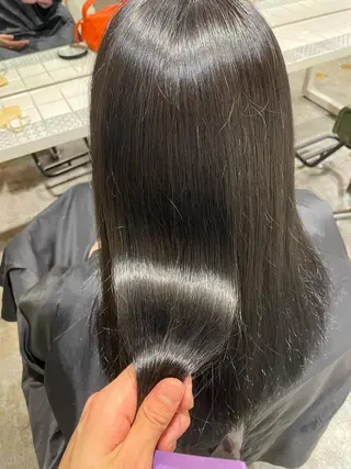 セミロング カラー ヘアアレンジ 🍫カトウ ケイゴ🍫のヘアスタイル