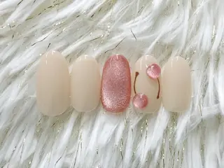 ネイル She by M【シーバイエム】パラジェル/ニュアンスネイル所属・She by M. Ryoukaのネイルデザイン