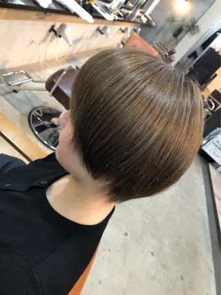 ショート 顔まわりレイヤー/ bob及川亜沙美のヘアスタイル