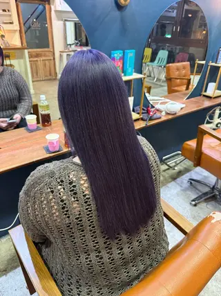 ロング カラー 佐々木 里紗のヘアスタイル