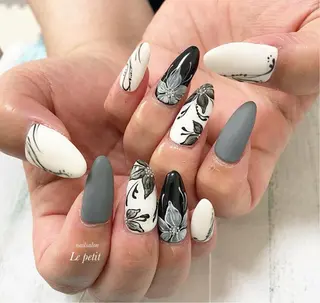 ネイル 石野 広佳のネイルデザイン