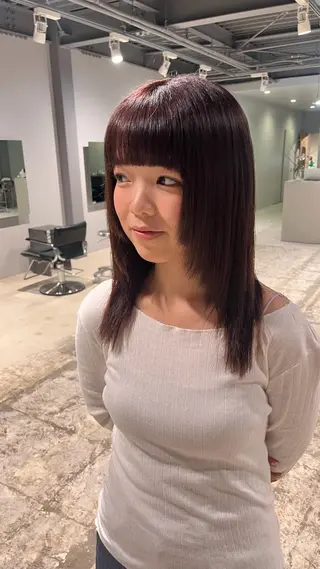 セミロング one momokaのヘアスタイル