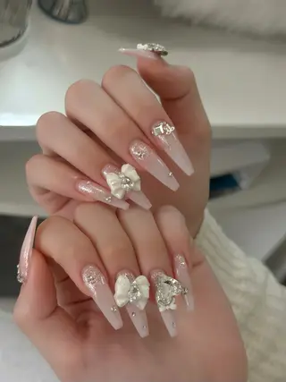 ネイル Julli ジュリのネイルデザイン