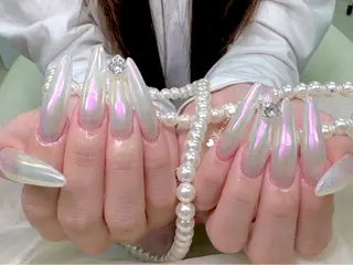 ネイル 〜Shine Nail〜【サイナネイル】パラジェル／ 長さだし／持ち込み／ワンホン／フィルイン所属・shine 🎀 長さだし&デザインのネイルデザイン
