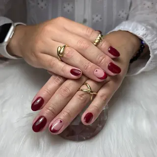 ネイル ナオネイルサロン所属・オトヤ ナオミのネイルデザイン