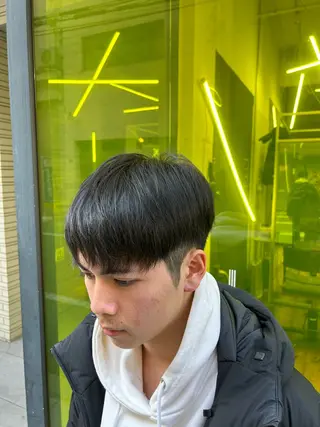 ミディアム hairsalonxxxx所属・南森町／メンズカット SOUTA(そーた)のヘアスタイル