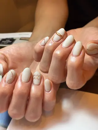 ネイル illum hicariのネイルデザイン