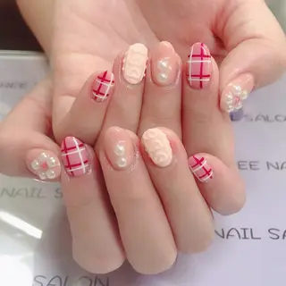カラー ネイル Q Free nailsのネイルデザイン