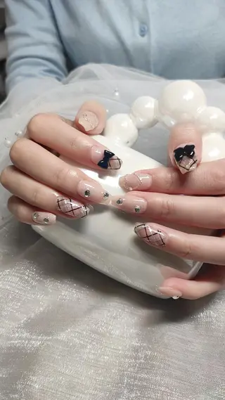 ネイル ＆ME  くんのネイルデザイン