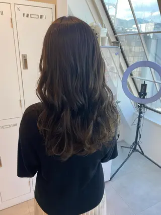 ロング カラー YUNA ユウナのヘアスタイル