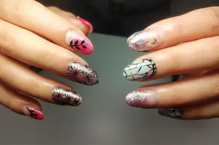 ネイル ネイルサロン& スクールGONAのネイルデザイン