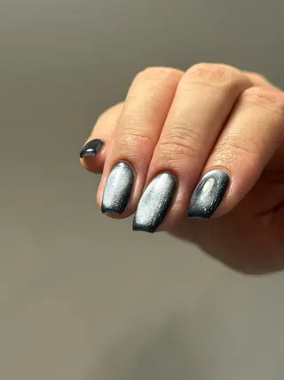 ネイル neouv所属・NEOUV_ mikuのネイルデザイン