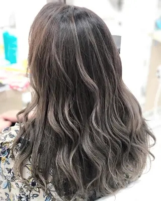セミロング カラー 💙髪質改善 💙和田💙のヘアスタイル