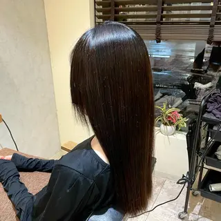 ロング カラー ulQua 戸田のヘアスタイル