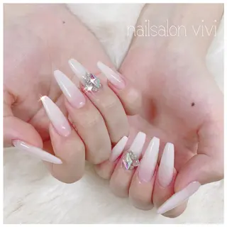 ネイル ＶＩＶＩ nailsalonのネイルデザイン