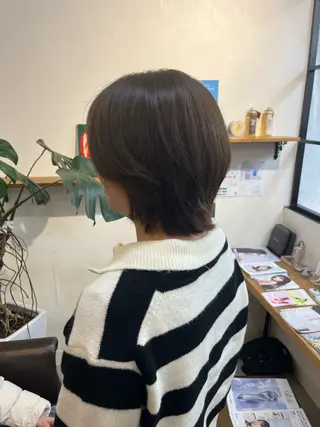 ショート カラー 武藤 なみきのヘアスタイル