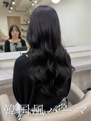 ロング パーマ コテ巻き/パーマ/艶 透明感/荻原凜太郎のヘアスタイル