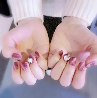 ネイル ちゅるんネイル🪄 耳ツボジュエリー🔗のネイルデザイン