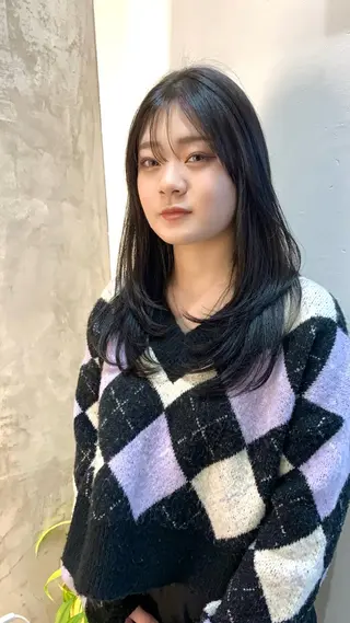 セミロング カラー ✨コテ巻き風パーマ ✨川合佑哉のヘアスタイル