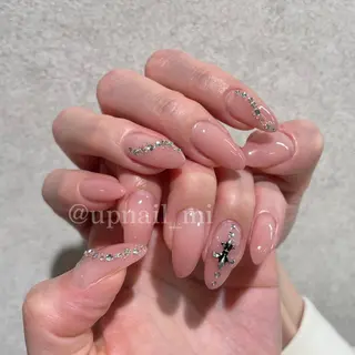 ネイル 花井 美友里のネイルデザイン