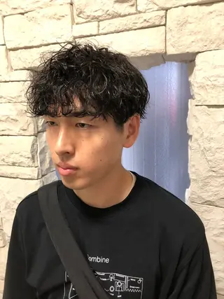 パーマ ヘアアレンジ メンズ ainico+所属・メンズ特化✂️栗原 侑也のヘアスタイル