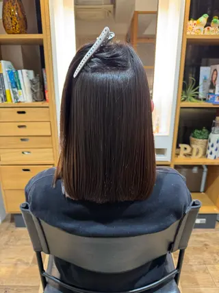 セミロング afloatkobe所属・美髪/髪質改善 川口凌弥のヘアスタイル