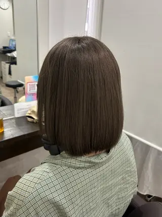 カラー MERU /グランディールのヘアスタイル