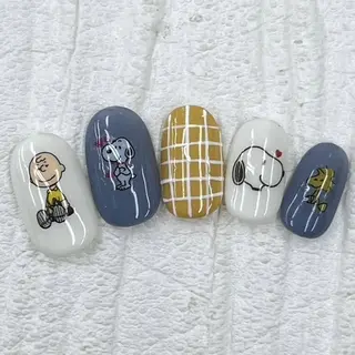 ネイル Nail salon Honey Beeのネイルデザイン
