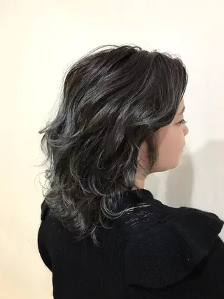 ミディアム カラー パーマ 小顔カット✨ 透明感カラー/村上のヘアスタイル