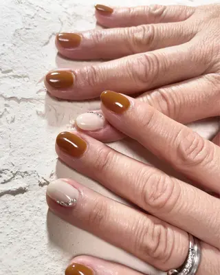 ネイル nail.gorin所属・吉村 優子のネイルデザイン