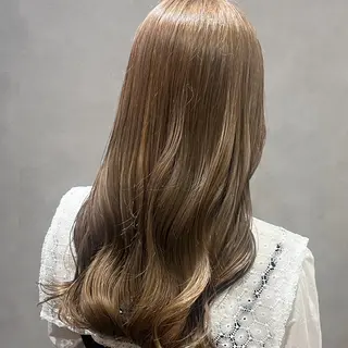 ロング ヘアアレンジ 伊藤 玲衣のヘアスタイル