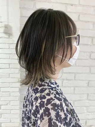 ミディアム カラー 伊 杏のヘアスタイル