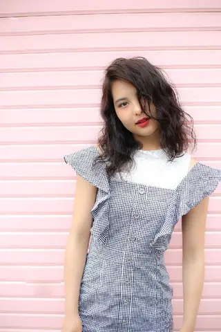 ミディアム カラー パーマ 田邉 俊和のヘアスタイル