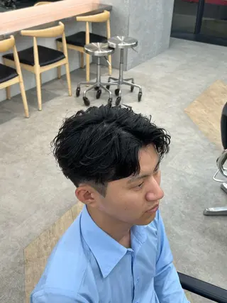 パーマ 🌀ソヘル/シャドウ ✨/メンズパーマ/栄のヘアスタイル