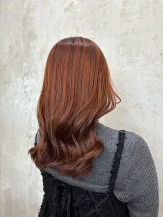 ミディアム カラー iru所属・Ayano アヤノのヘアスタイル