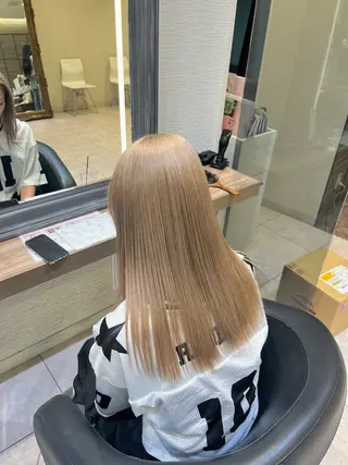 カラー ハイトーン／アレンジ 🩵NANAMIのヘアスタイル