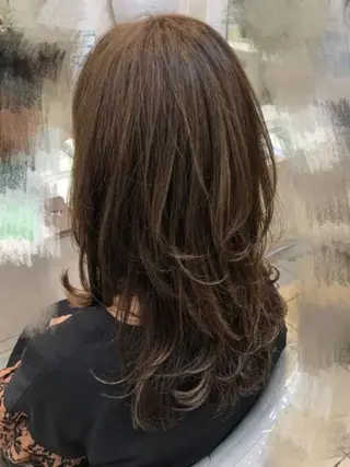 ロング EARTH勝田台 吉永嵐のヘアスタイル