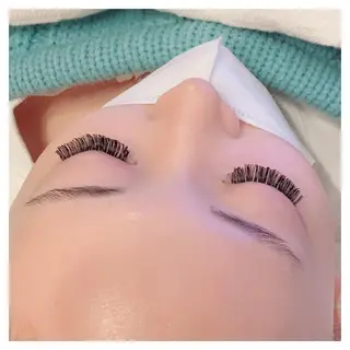 カラー パーマ ネイル マツエク・マツパ アイブロウ 神山 ビューティー・アイのマツエク・マツパデザイン