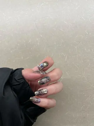 ネイル Ami 🦥のネイルデザイン