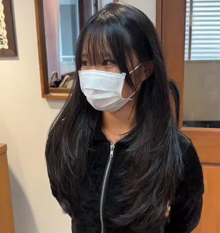 ロング 山口 摩七斗のヘアスタイル