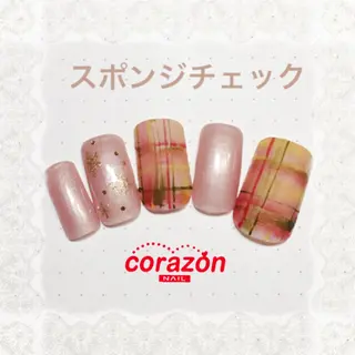 ネイル corazon所属・ネイリスト aicoのネイルデザイン