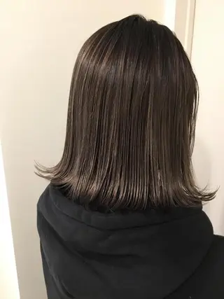 セミロング カラー 🌈評価No.1🌈 艶髪カラー❌エクステのヘアスタイル