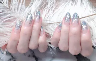 ネイル マジックミラー所属・マジック ミラーのネイルデザイン