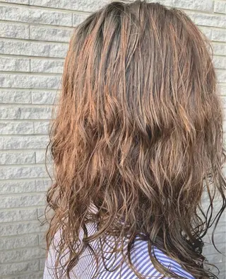 ロング カラー パーマ ヘアアレンジ 髪質改善&Spa fee南越谷2号店所属・髪質改善/南越谷/ 山岸彩夏のヘアスタイル