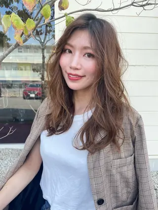 ロング カラー 🐸鈴木 綾乃🐸のヘアスタイル