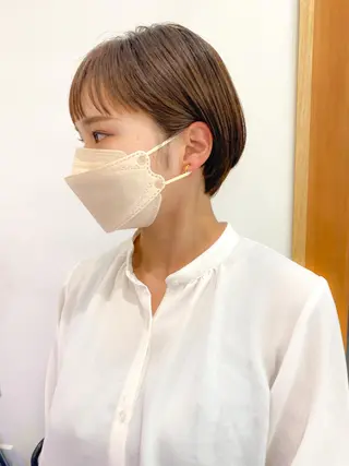 ショート カラー THE DAY所属・AKI HASHIMOTOのヘアスタイル