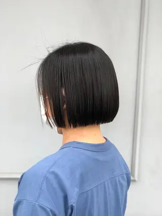 ミディアム 若泉 真梨のヘアスタイル