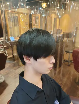 ショート カラー メンズ 艶髪✨ブリーチ職人 井手正康のヘアスタイル